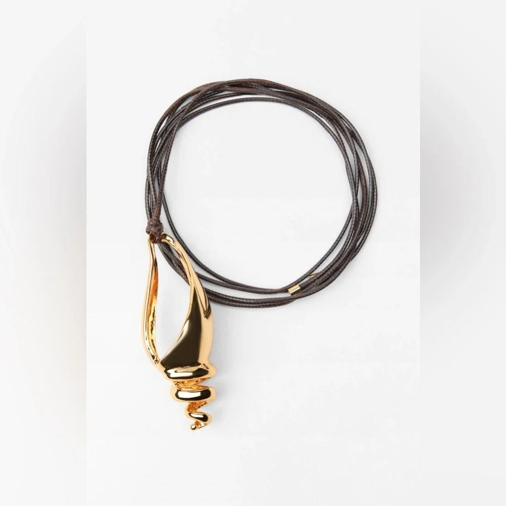 Zara Sea Shell Cord Necklace